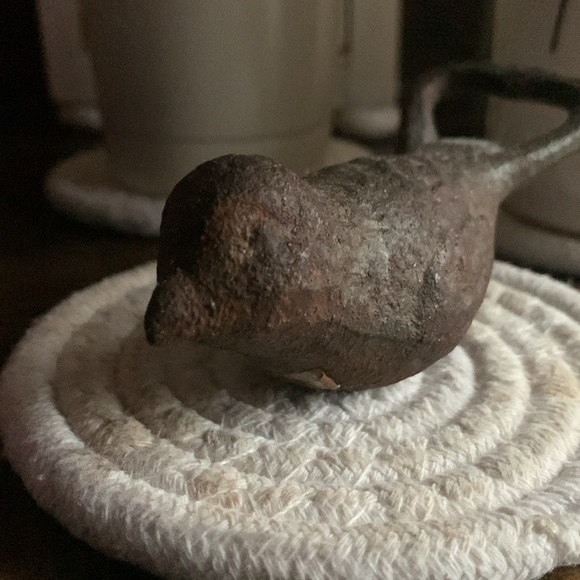 Cast iron bird window decor bottle opener - Picture 6 of 7